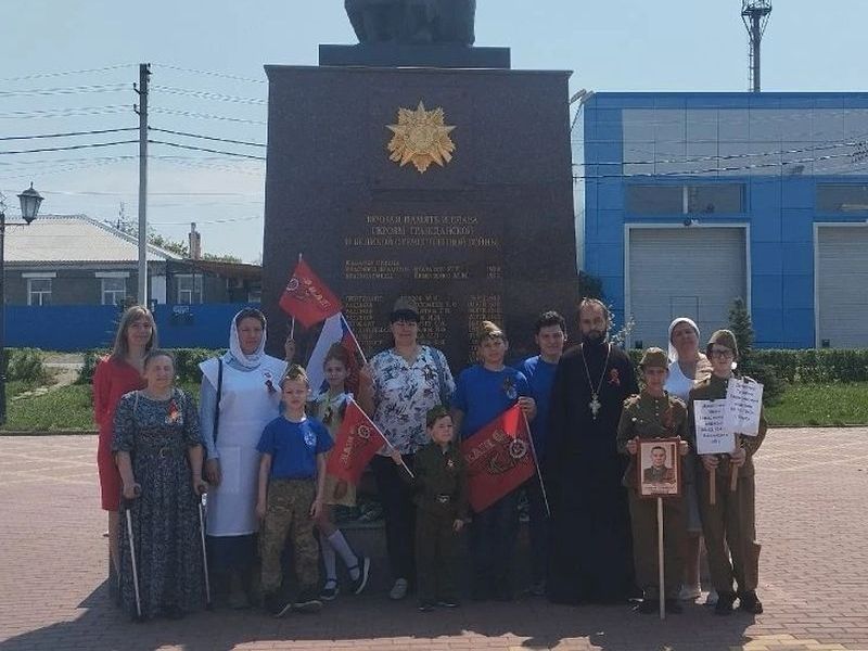 Чтобы помнили: дань уважения воинам и мирным жителям, расстрелянным немецко-фашистскими оккупантами