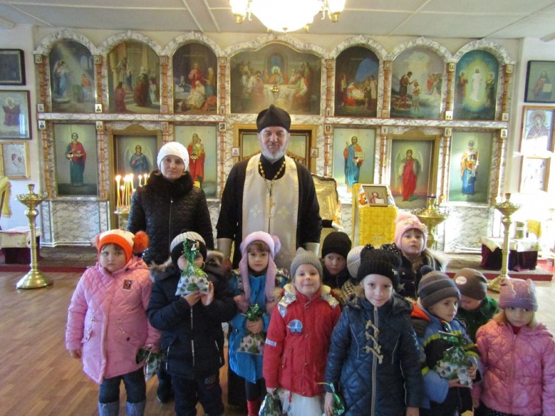 Храм святителя Николая Чудотворца Верхнедонского района хутор Тубянский посетили воспитанники детского сада «Ромашка»