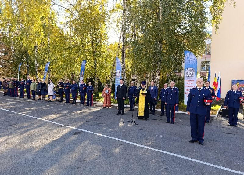 Заключительный этап губернаторского смотра кадетских образовательных учреждений прошел на территории Шахтинского казачьего кадетского корпуса