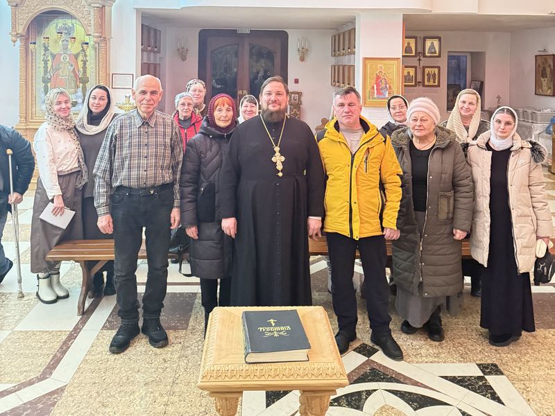 В Державном храме Донецка продолжаются собрания библейской группы