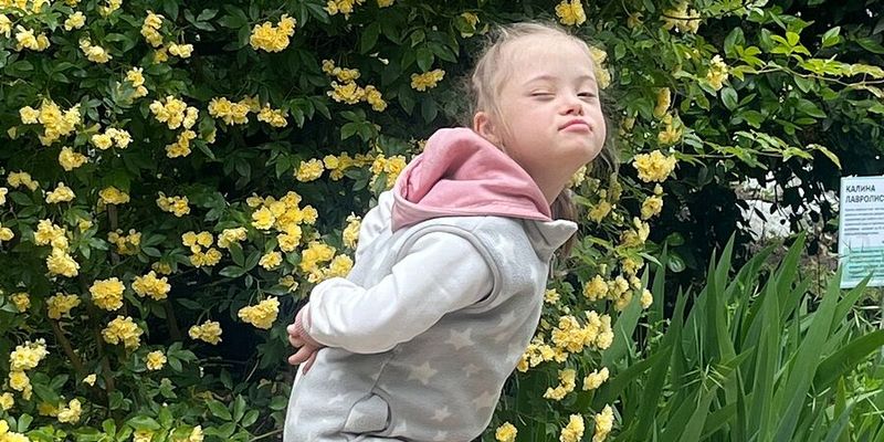 «СПЕЦОМ ДАУНА РОДИЛА, ЧТОБЫ ПИАРИТЬСЯ!»