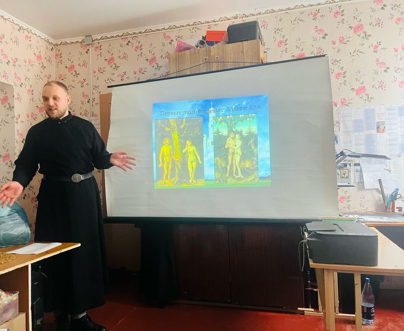 В Кашарах прошло занятие православного кружка «К истокам духовности»