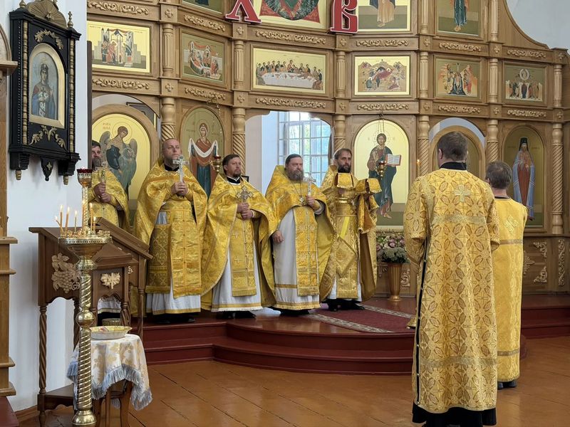 День памяти святителя Тихона Задонского торжественно встретили в станице Кривянской