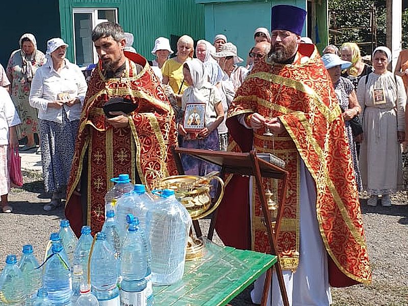 Малый престольный праздник в храме святого праведного Иоанна Кронштадтского