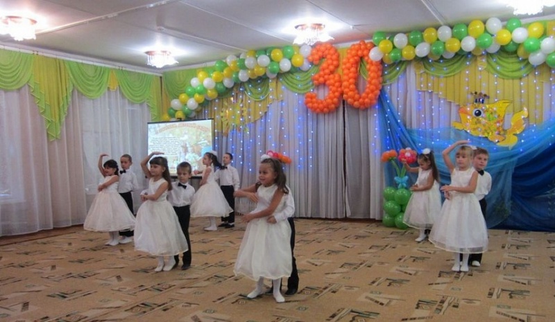 Настоятель Никольского храма г. Шахты принял участие в праздничном мероприятии, посвящённом юбилею открытия детского сада