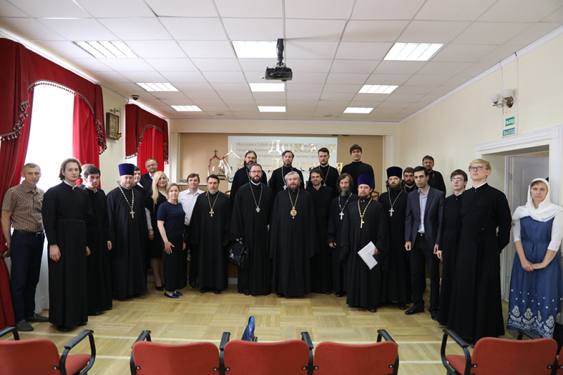 Епископ Шахтинский и Миллеровский Симон, заведующий кафедрой «Православная культура и теология» ИСОиП (филиала) ДГТУ г. Шахты возглавил конференцию «Актуальные проблемы богословия, теологии, философии, истории» в Донской духовной семинарии