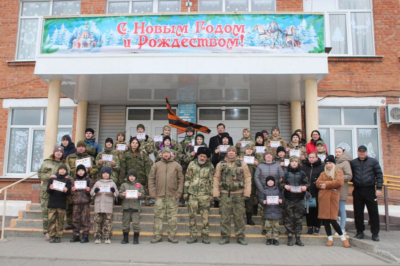 В слободе Красюковской состоялся военизированный поход «Казаки на марше»   