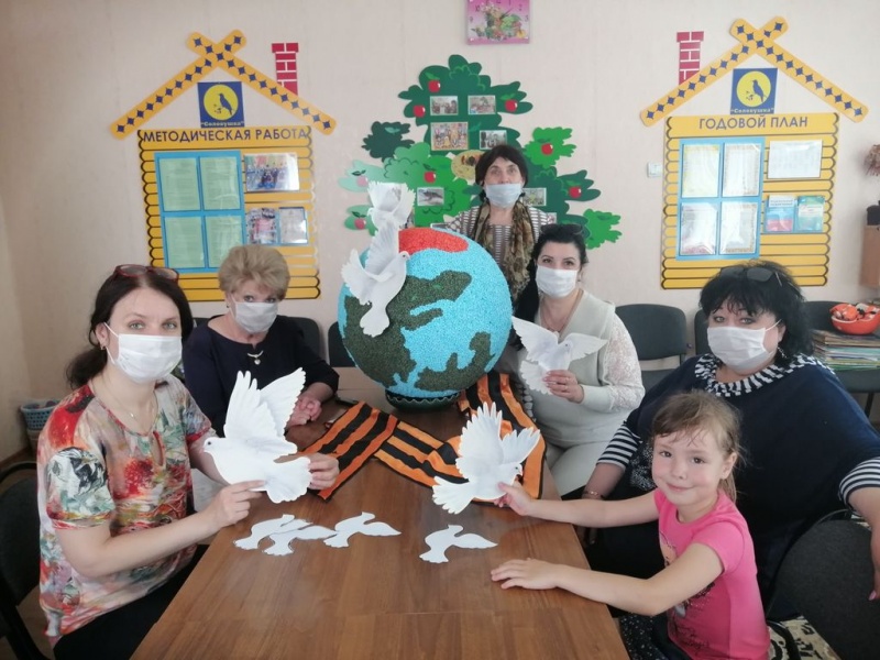 В Донецке состоялось совместное заседание молодежного отдела Донецкого благочиния и молодежного родительского духовно-просветительского клуба «Свет добра»