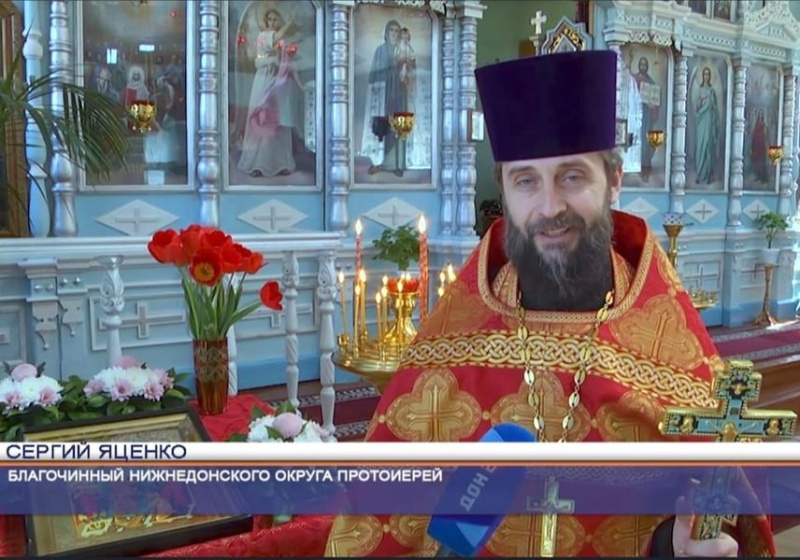 Жителей Октябрьского района поздравили с Воскресением Христовым