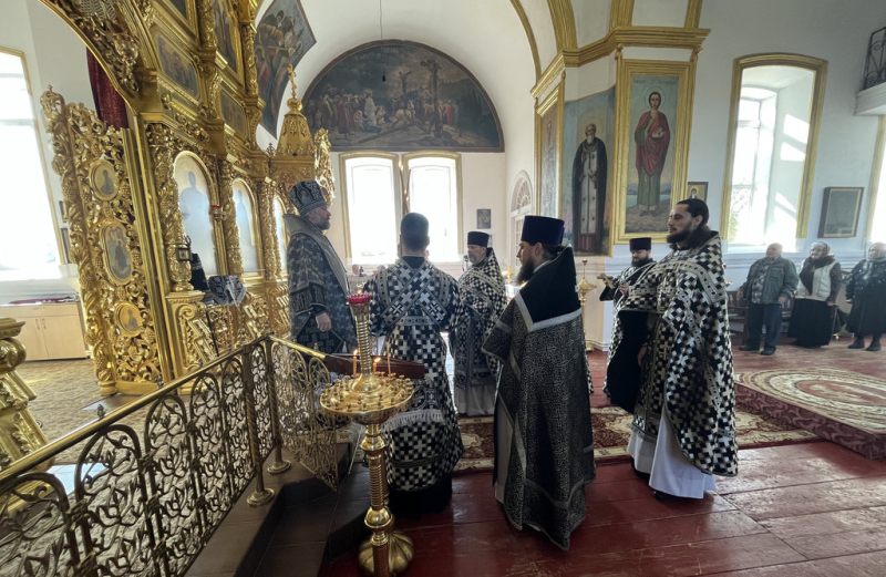 С архипастырским визитом Преосвященнейший епископ Симон посетил приход великомученика Георгия Победоносца хутора Лихой