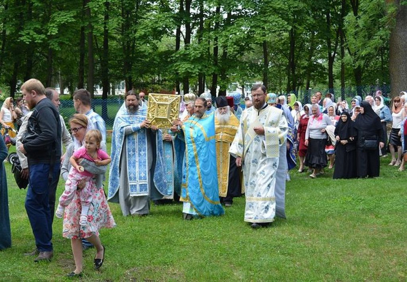 ЧУДОТВОРНАЯ ИКОНА БОЖИЕЙ МАТЕРИ «ЗНАМЕНИЕ» ВИЛИЙСКАЯ