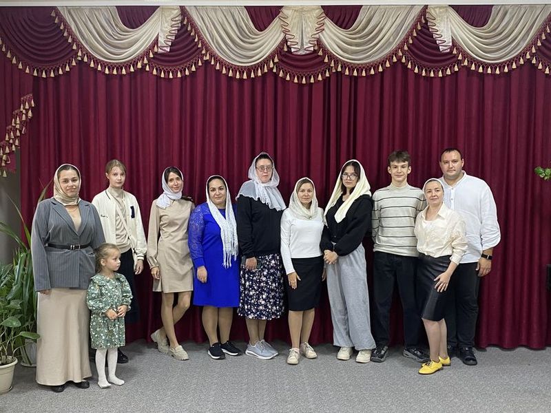 Совещание молодёжи Александровск-Грушевского благочиния состоялось в Духовно-просветительском центре при Покровском кафедральном соборе города Шахты