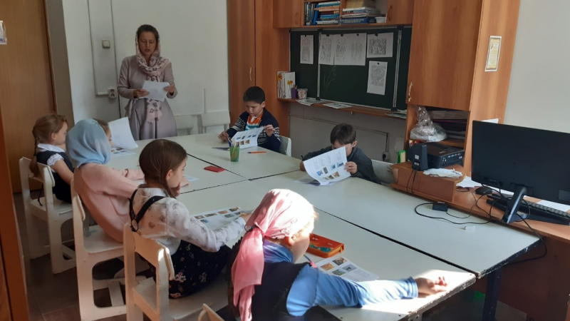 В воскресной школе при храме великомученика Пантелеимеона г. Гуково прошел второй тур Кирилло-Мефодиевской олимпиады по Священной истории и Закону Божьему