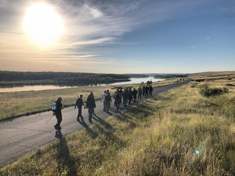 Казаки Боковского, Вешенского, Обливского, Миллеровского, Пономаревского юртов Верхне-Донского округа совершили многодневный крестный ход
