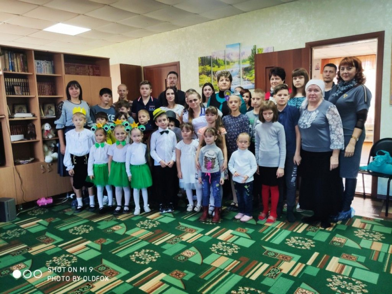 Учащиеся воскресной школы при храме Архангела Михаила выступили с спектаклем для воспитанников детского дома х. Калинин