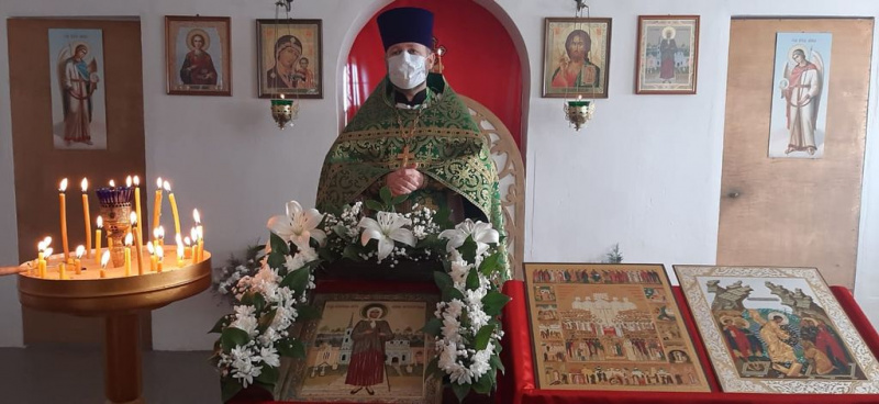В храме блаженной Ксении Петербургской пос. Садовый отметили престольный праздник