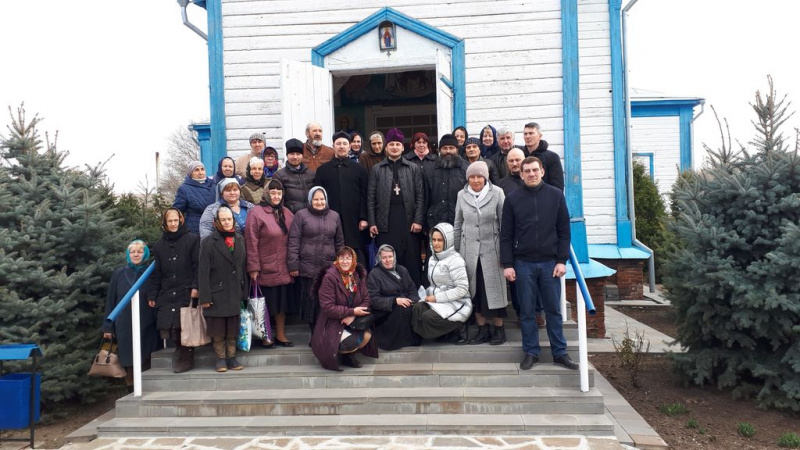 Прихожане храма Иоанна Предтечи ст. Боковской посетили Свято-Покровский Верхнемакеевский мужской монастырь
