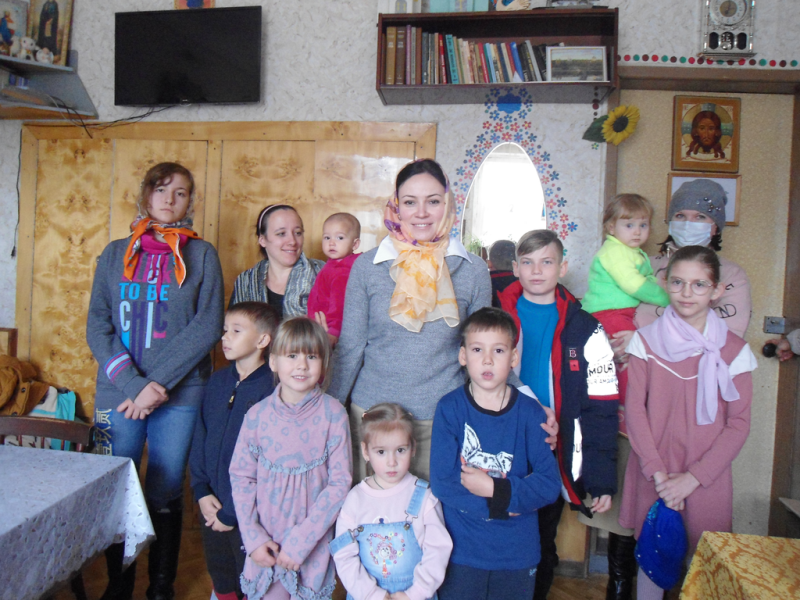 В воскресной школе «Радость» при храме Почаевской иконы Божией Матери г. Каменск-Шахтинский состоялась очередная встреча преподавателей с воспитанниками