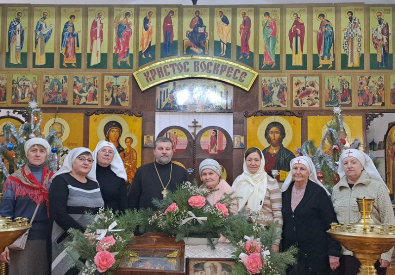 В Пантелеимоновском храме поселка Майского прошло собрание сестер милосердия