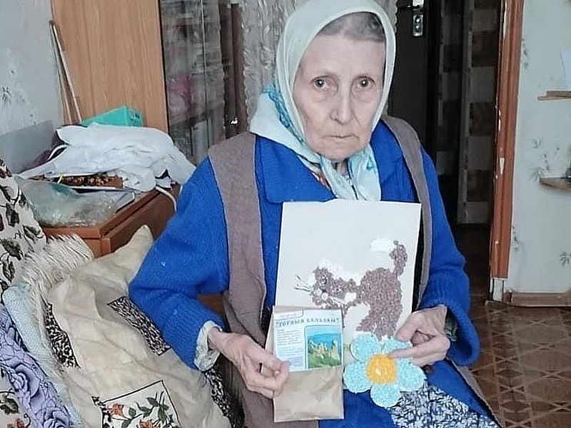 В день Благовещения Пресвятой Богородицы сестры милосердия поздравили своих подопечных на дому