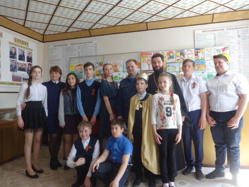 Поздравление сотрудников пожарной охраны г. Миллерово с профессиональным праздником