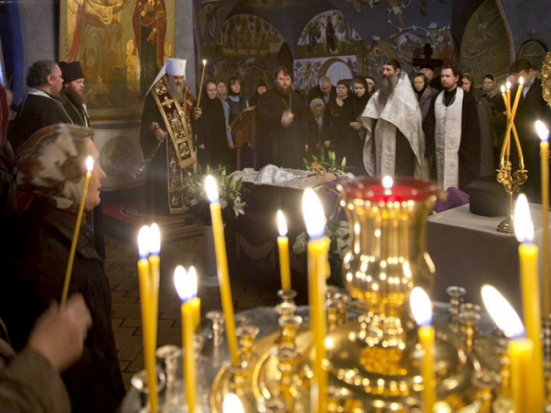 Епископ Шахтинский и Миллеровский Игнатий принял участие в заупокойной литие по новопреставленному архиепископу Костромскому и Галичскому Алексию