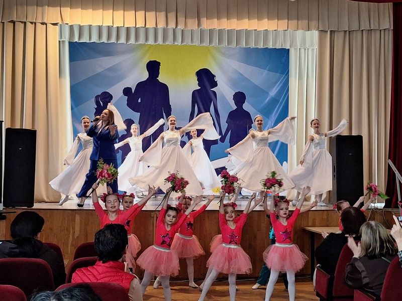 В Гуково прошла программа «Радость материнства», посвящённая Дню беременных