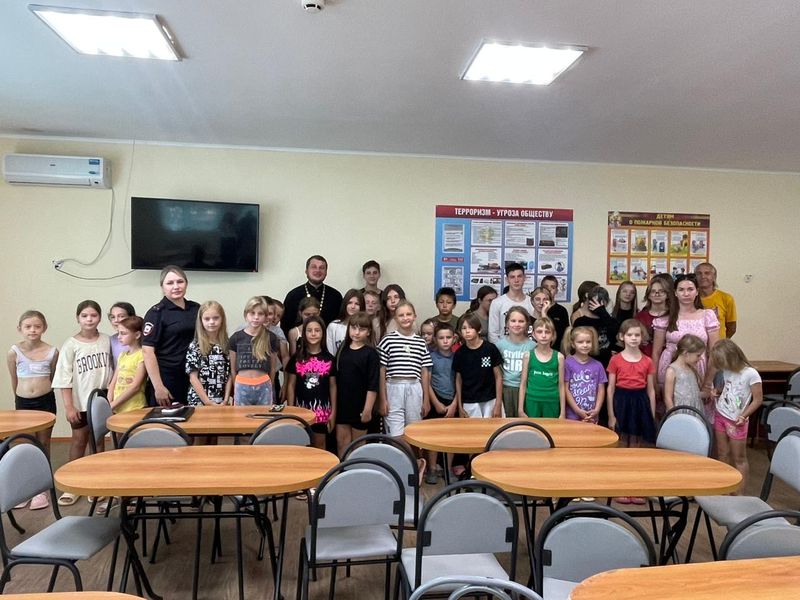 Духовно-нравственная беседа священника с учениками