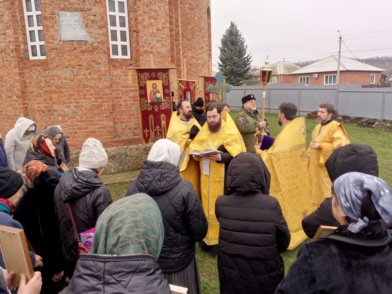 В Никольском храме слободы Кашары отметили престольный праздник