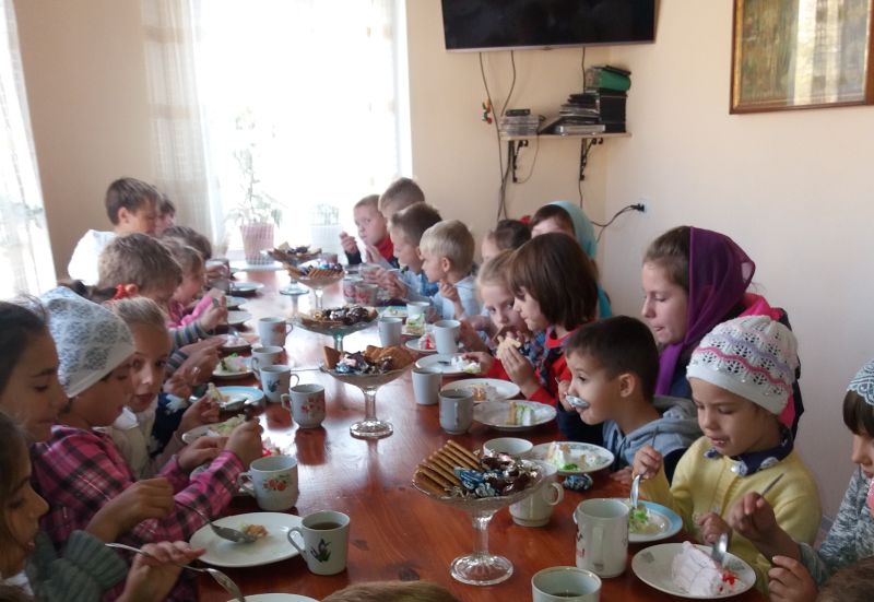 Праздник Покрова Божией Матери в воскресной группе «Преображение» храма свт. Тихона Задонского п. Тарасовский