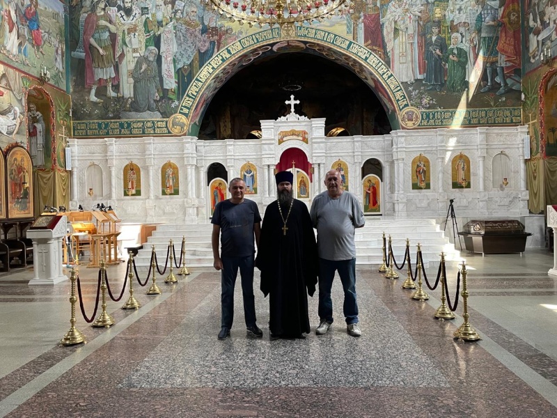 Покровский кафедральный собор посетил председатель Общественного совета при Управлении МВД России по г. Шахты