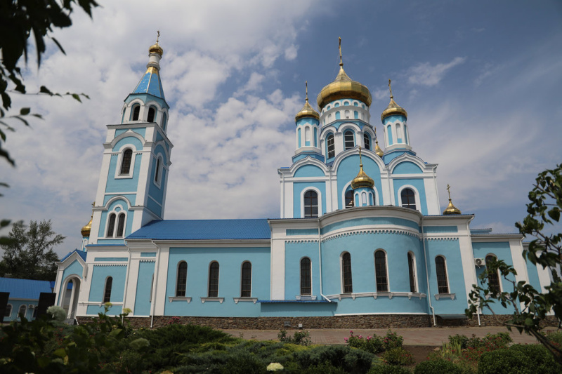 13 октября Божественную литургию в Покровском кафедральном соборе возглавит Глава Донской митрополии, митрополит Ростовский и Новочеркасский Меркурий