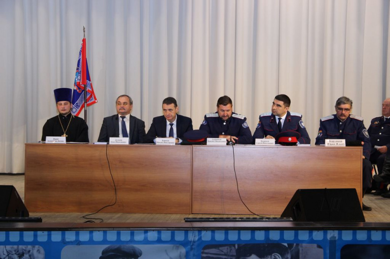 Иерей Александр Левчик принял участие в отчетно-выборном Большом Круге Верхне-Донского округа Всевеликого войска Донского