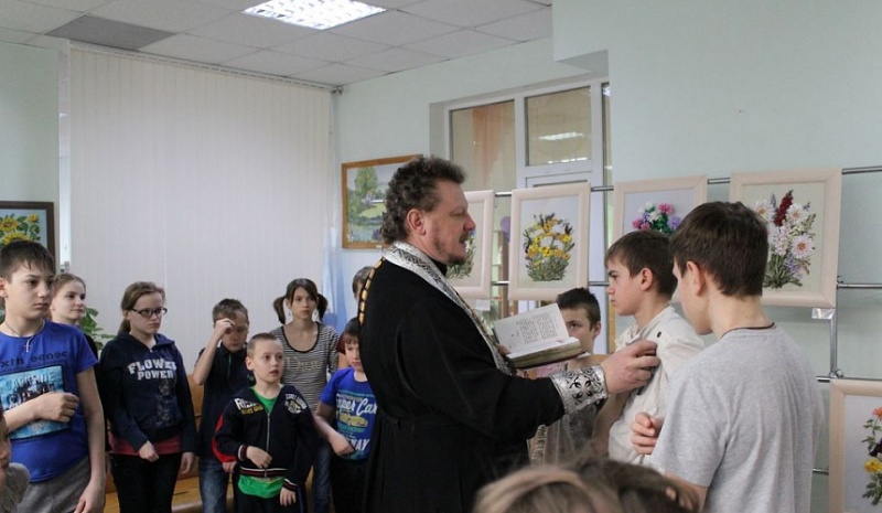 В реабилитационном центре детей-инвалидов «Добродея» г. Шахты воспитанники причастились Святых Христовых Тайн