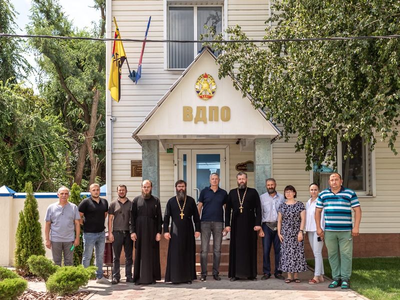 Священники и миряне Александровск-Грушевского благочиния прошли обучение по программе добровольных пожарных