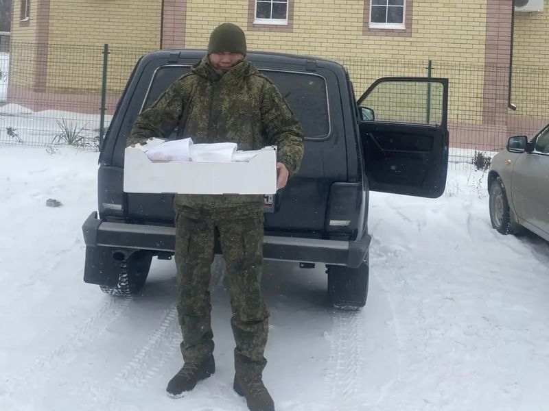 Акция милосердия в Гуково: прихожане передали военнослужащим домашнюю выпечку