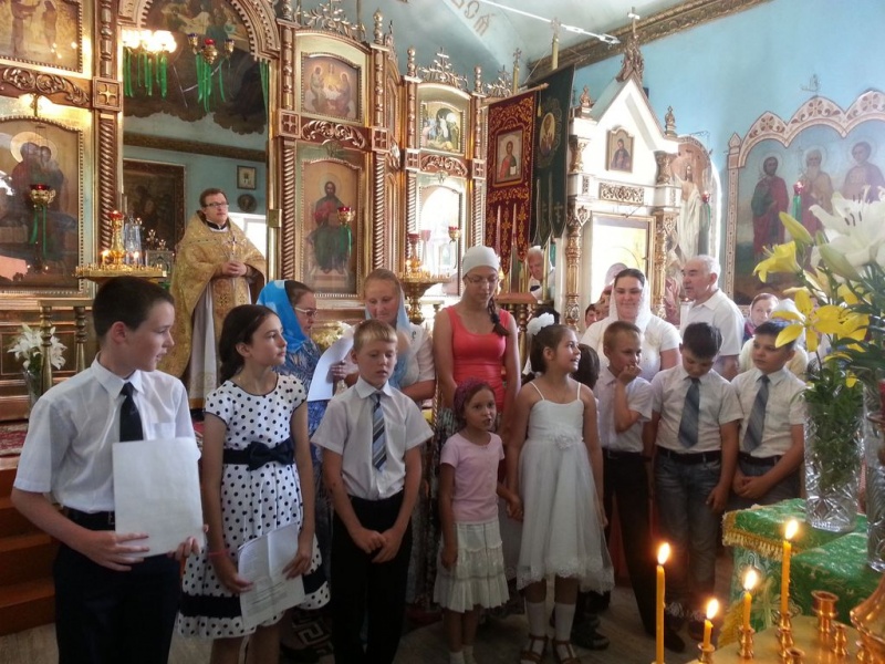 Праздник семьи, любви и верности в Никольском приходе г. Шахты