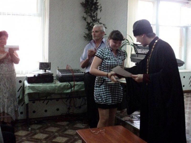 Победителей епархиального фестиваля «Пасха Красная» чествовали в актовом зале музыкальной школы п. Чертково