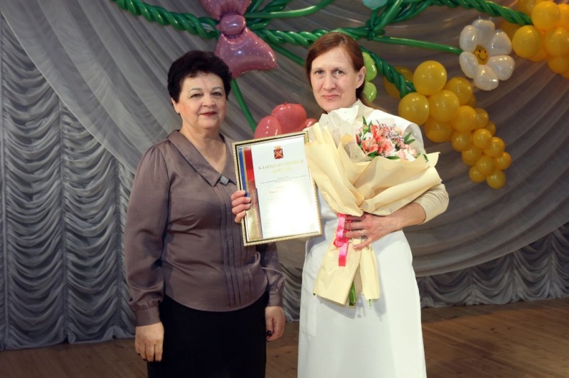 Сестры Марфо-Мариинского сестричества награждены благодарственными письмами Собрания депутатов Октябрьского района