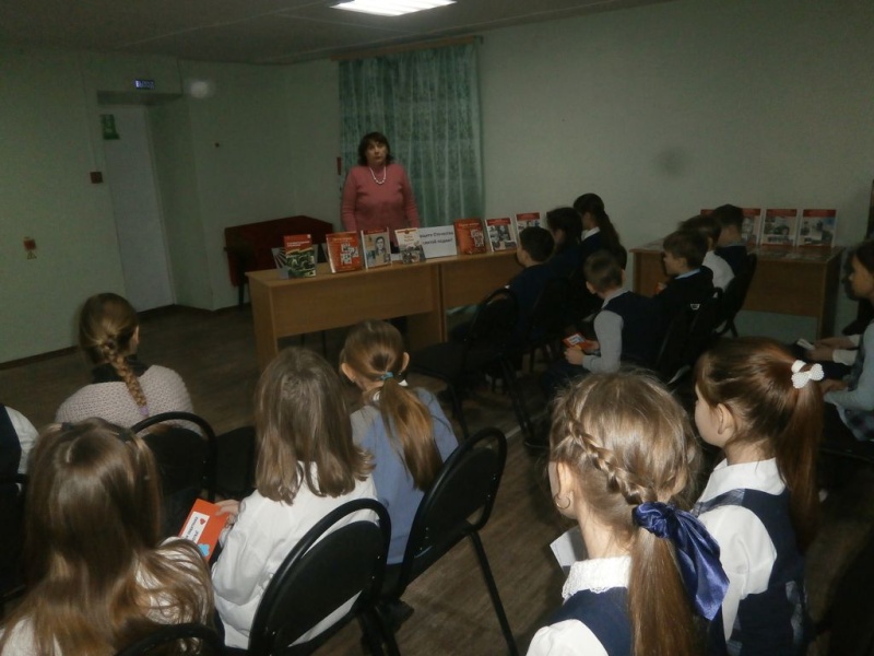 В Донецком благочинии прошел патриотический час «Они освобождали нашу землю от фашистских захватчиков»