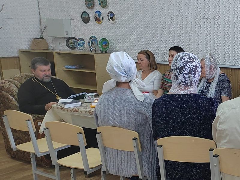 В ДК имени М. П. Чиха поселка Майский прошло занятие воскресной школы для взрослых