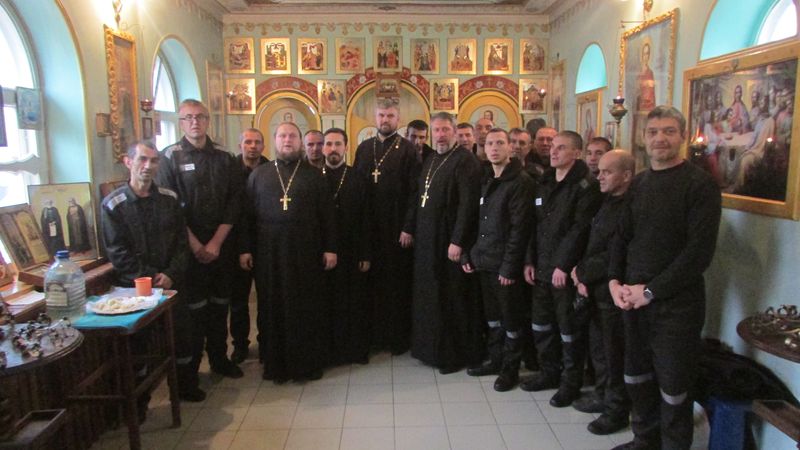 В колонии общего режима № 12 г. Каменск-Шахтинский состоялась Божественная литургия