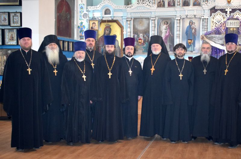 Священнослужители Нижнедонского благочиния обсудили актуальные вопросы приходского служения