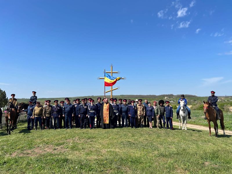 Панихида по убиенным казакам в хуторе Сетраки