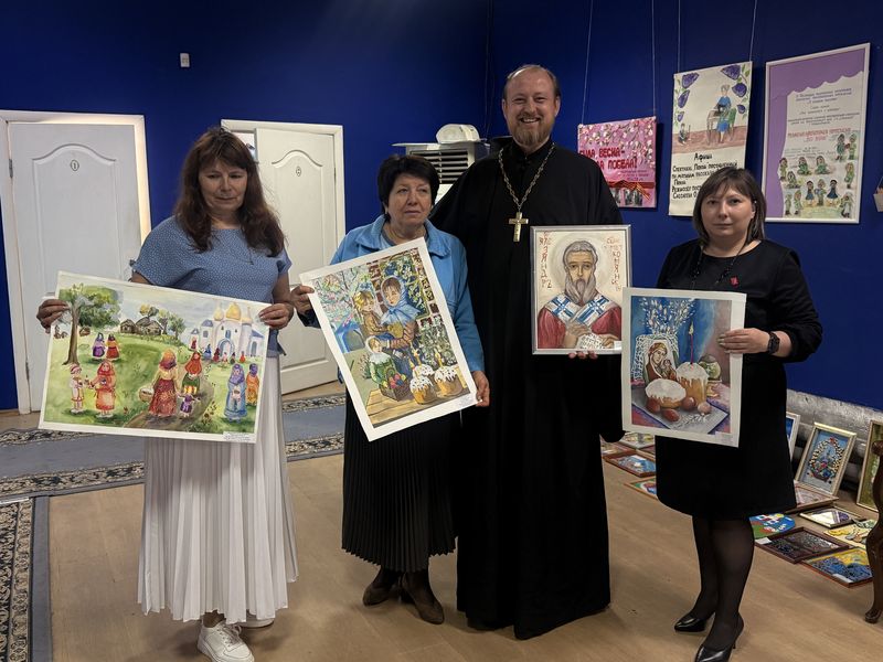 В Новошахтинске прошел конкурсный отбор работ ИЗО и ДПИ в рамках Пасхального Фестиваля   