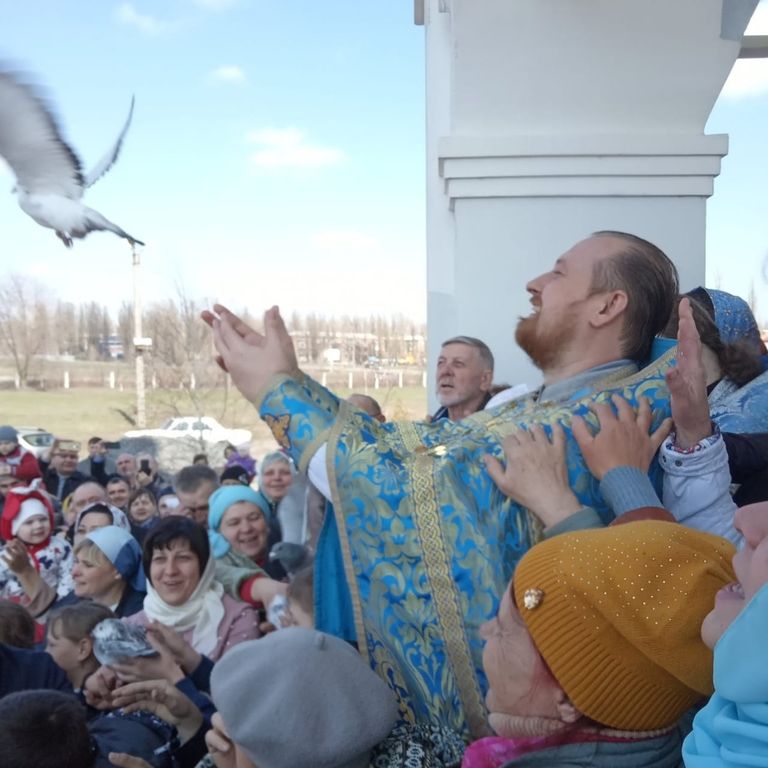 В храме Донской иконы Божией Матери г. Новошахтинска радостно встретили Благовещение Пресвятой Богородицы