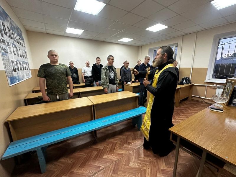 Новобранцы весеннего призыва получили благословение на служение Отечеству   