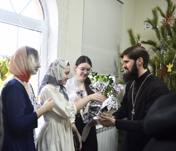 В Свято-Троицком храме г. Каменск-Шахтинский состоялся Рождественский концер