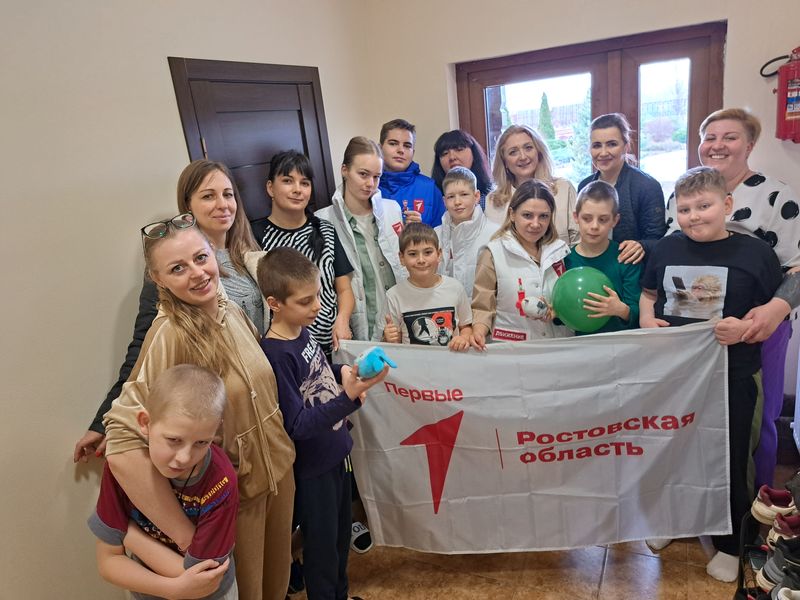 Более 50 молодых людей оказывают поддержку в епархиальном Центре помощи семьям, имеющим детей с ОВЗ и детей-инвалидов «Берега»