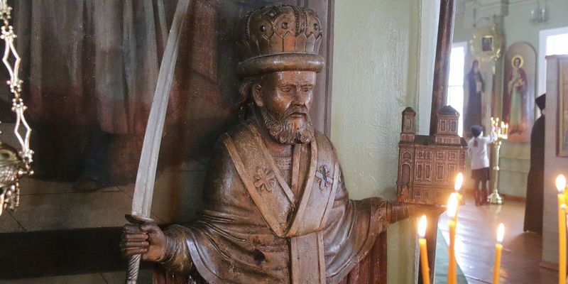 «МАМА, ТЫ ЧТО, НИКОЛЕ МОЛИЛАСЬ?»